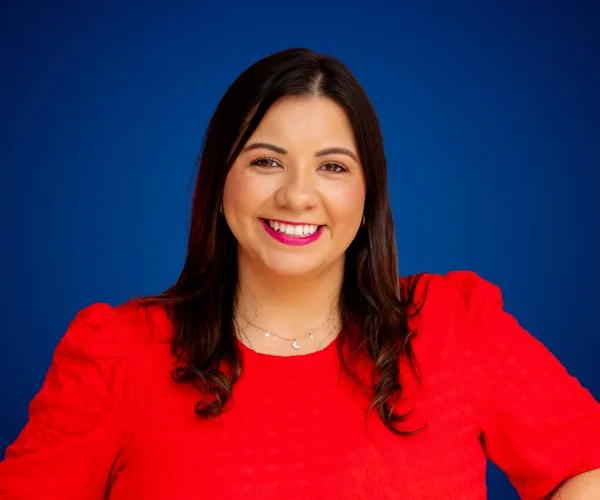 Adriana Castro Bolaños — Conferencista de Cambio y Adaptación